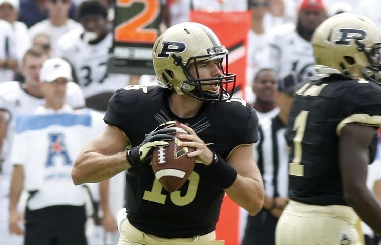 Rob Henry (American football) Purdue QB Rob Henry apologizes quits Twitter after loss CBSSportscom