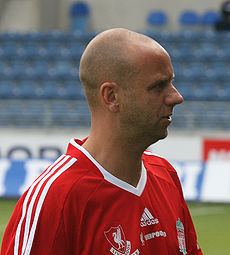 Rob Jones (footballer, born 1971) httpsuploadwikimediaorgwikipediacommonsthu