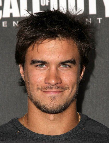 Rob Mayes Pictures amp Photos of Rob Mayes IMDb