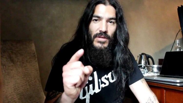 Robb Flynn NEWS MACHINE HEADs ROBB FLYNN The Job Of An Artist Is To Hold A