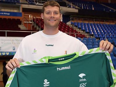 Robert Archibald Video Robert Archibald ReSigns With Unicaja Malaga