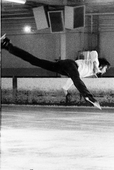 Robert Bradshaw (figure skater)