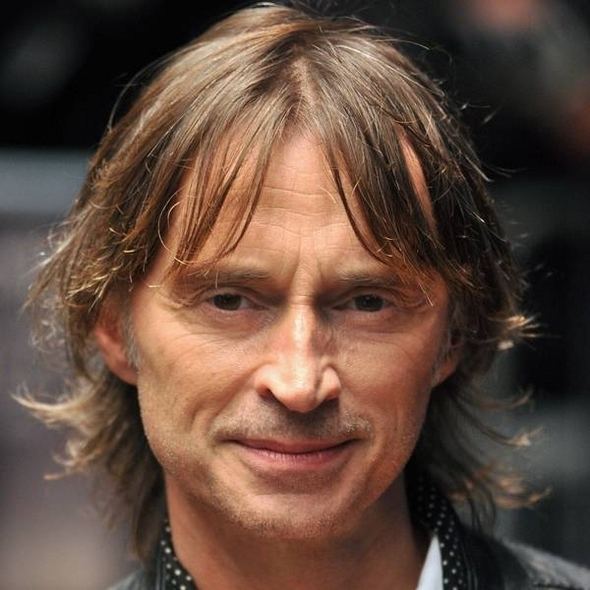 Robert Carlyle Robert Carlyle pays tribute to late costar Celebrity News