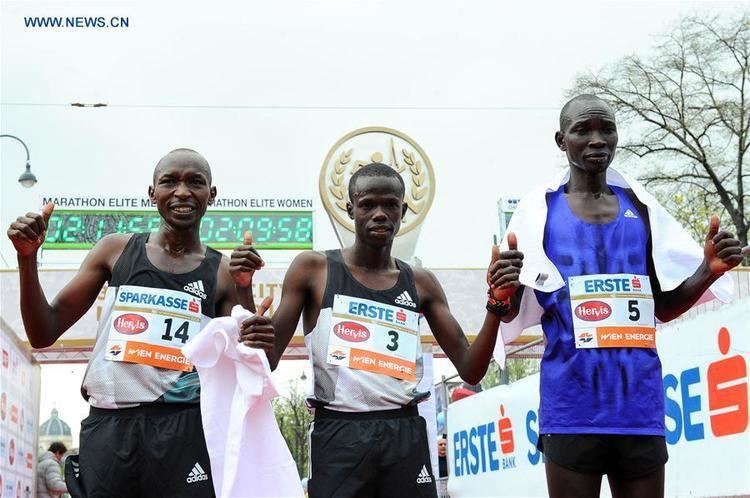 Robert Chemosin Kenyas Chemosin claims title of 33rd Vienna City Marathon Xinhua