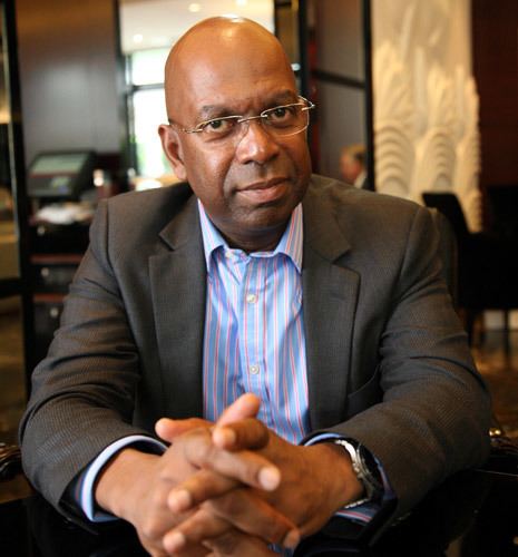 Robert Collymore Safaricom CEO Bob Collymore Earns Ksh 10 Million Per Month