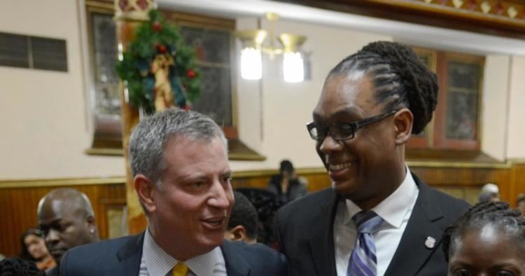 Robert Cornegy De Blasio finds himself looking up to 7foottall councilman NY