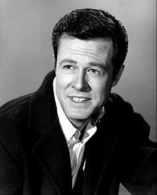 Robert Culp httpsuploadwikimediaorgwikipediacommonsthu