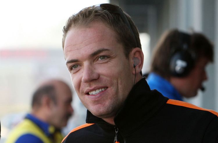 Robert Doornbos robertdoorbostomakeindycardebutwithnewmanhaaslanigan43831jpg