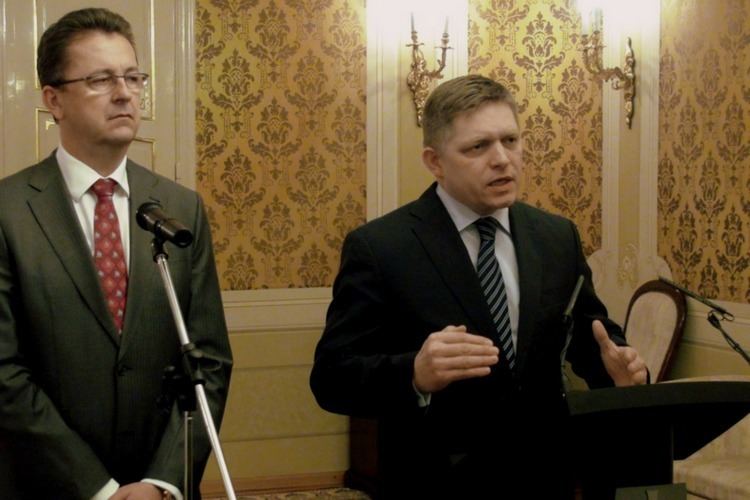 Robert Fico Slovak PM sees 70 chance of military conflict beyond Russia and