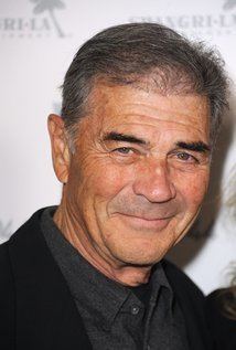 Robert Forster iamediaimdbcomimagesMMV5BNTYyNzczNDk0N15BMl5