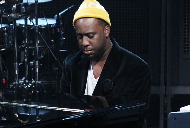 Robert Glasper Robert Glasper Experiment Proclaims 39I Stand Alone39 Song