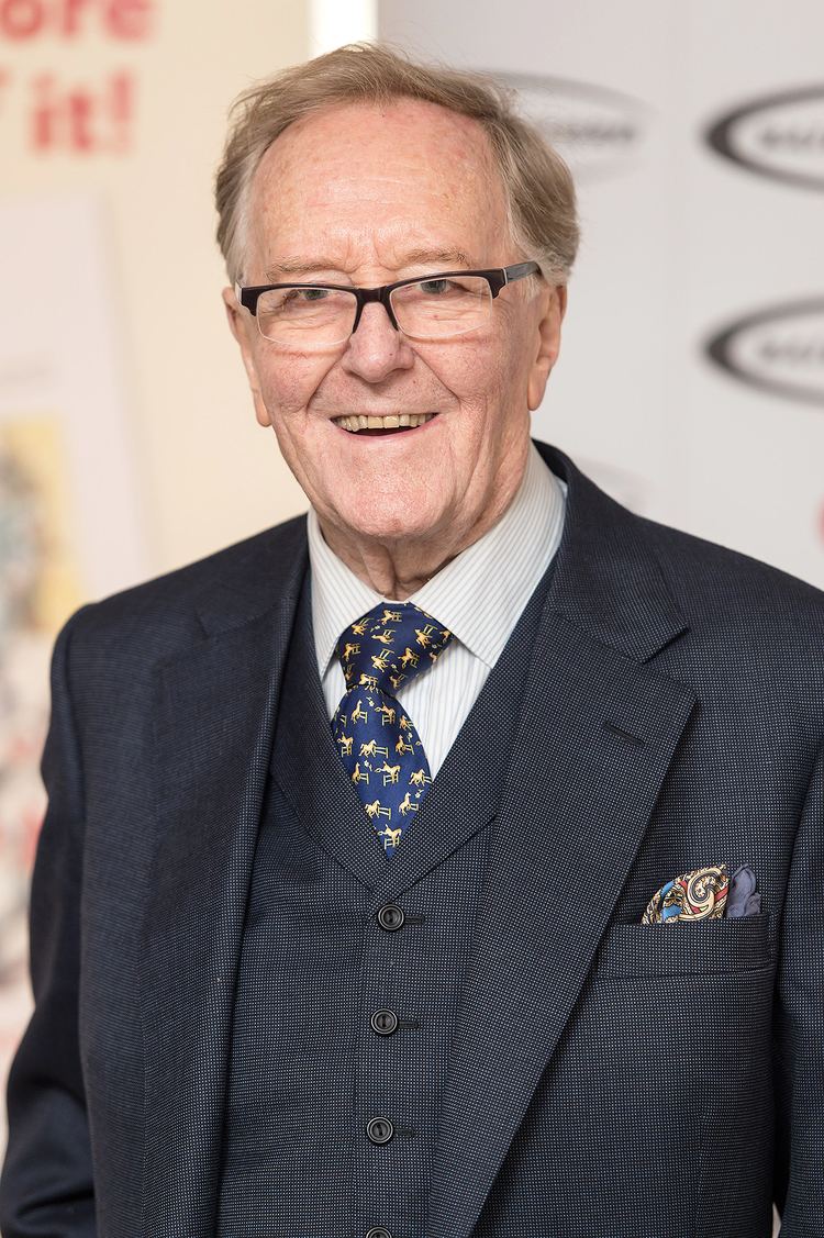 Robert Hardy Harry Potter Actor Robert Hardy Dead at 91