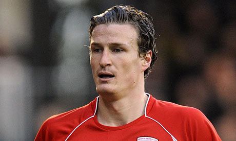 Robert Huth Stoke sign Robert Huth from Middlesbrough and line up