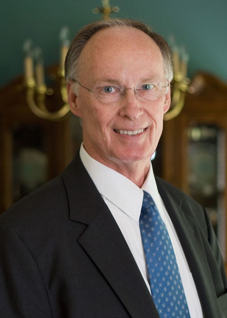 Robert J. Bentley httpsuploadwikimediaorgwikipediacommonsthu