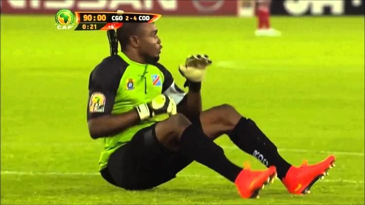 Robert Kidiaba DR Congos Robert Kidiaba pulls off best goalkeeper goal celebration