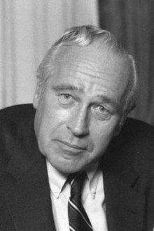 Robert Ludlum httpsuploadwikimediaorgwikipediaenthumba