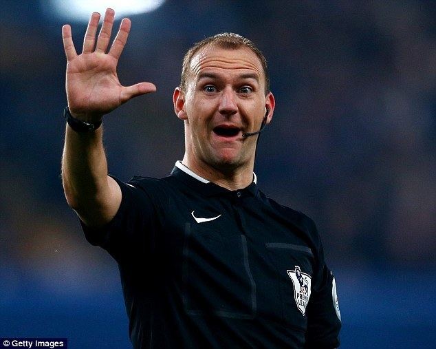 Bobby Madley Southampton suffered more than Chelsea in refereeing decisions