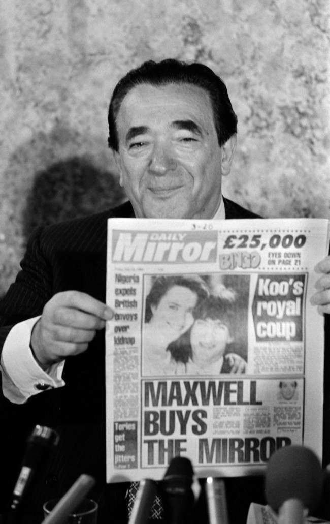 Robert Maxwell On This Day In Photos Robert Maxwell39s Body Is Found