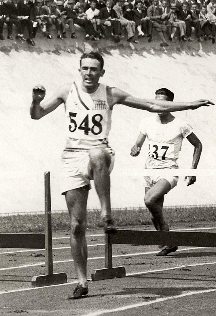 Robert Maxwell (hurdler)