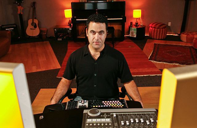 Robert Shahnazarian Robert Shahnazarian recording engineer and record producer video feature