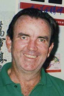Robert Simpson (cricketer) httpsuploadwikimediaorgwikipediacommonsthu