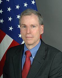 Robert Stephen Ford httpsuploadwikimediaorgwikipediacommonsthu