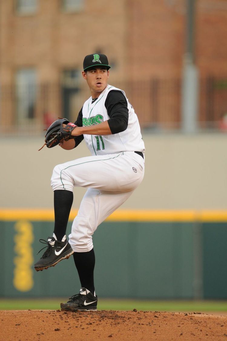 Robert Stephenson (baseball) Four former Dragons invited to Reds camp www