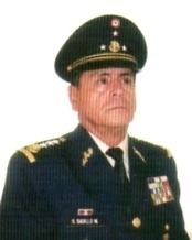 Roberto Badillo Martínez httpsuploadwikimediaorgwikipediacommons99