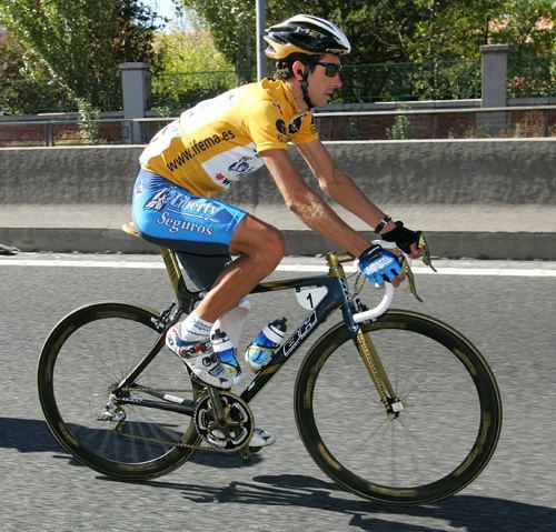 Roberto Heras CyclingQuotescom Race director Heras is the winner of