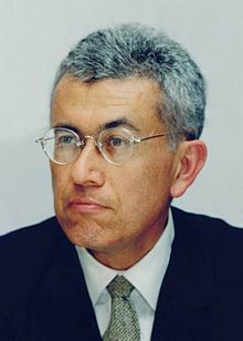 Roberto Mangabeira Unger httpsuploadwikimediaorgwikipediacommonsthu