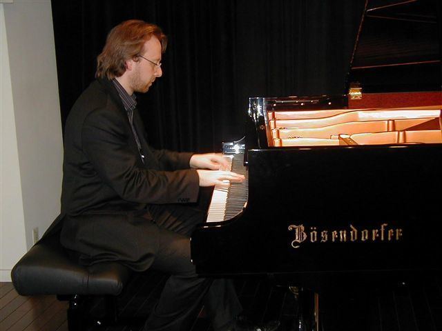 Roberto Prosseda Roberto Prosseda Performs Chopin and Glenn Williams at