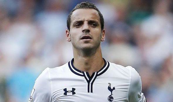 Roberto Soldado Heartbroken Roberto Soldado salutes Spurs fans for their