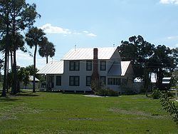Roberts Ranch httpsuploadwikimediaorgwikipediacommonsthu