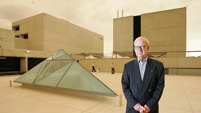 Robin Gibson (architect) voussoirs ON THE DEATH OF ROBIN GIBSON ARCHITECT