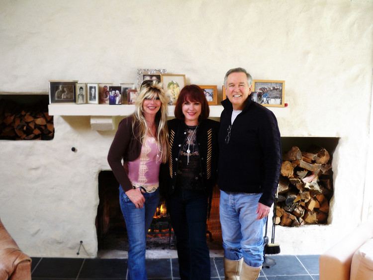 Robin Hanley PRODUCERS GALLERY with ROBIN HANLEY AND BODIE THOENE CLICK ON