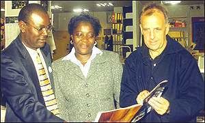 Robin White (journalist) BBC News AFRICA BBC Africas Robin White honoured