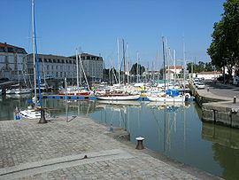 Rochefort, Charente-Maritime httpsuploadwikimediaorgwikipediacommonsthu