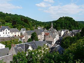 Rochefort-Montagne httpsuploadwikimediaorgwikipediacommonsthu