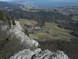Rochefort, Switzerland httpsuploadwikimediaorgwikipediacommonsthu