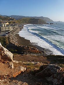 Rockaway Beach, Pacifica, California httpsuploadwikimediaorgwikipediacommonsthu