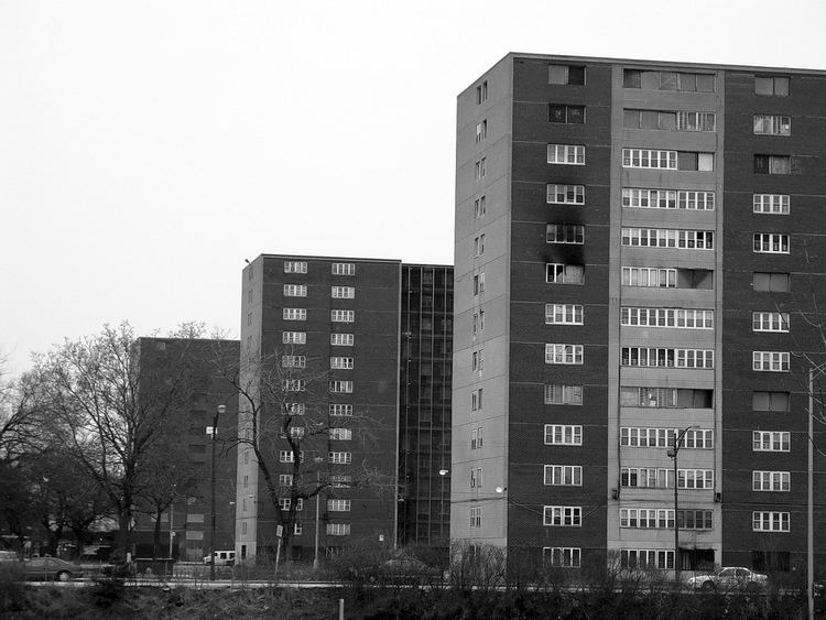 Black and white side view of the Rockwell Gardens