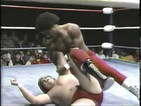 Rocky King 1011 Rocky King vs Denny Brownmp4 YouTube