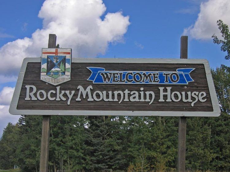 Rocky Mountain House httpssmediacacheak0pinimgcomoriginals10