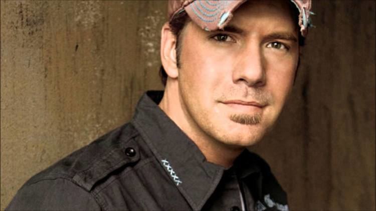 Rodney Atkins Rodney Atkins Cleaning This Gun YouTube