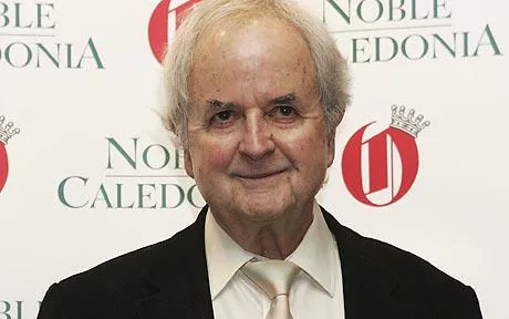 Rodney Bewes Rodney Bewes declares garden fence victory against George