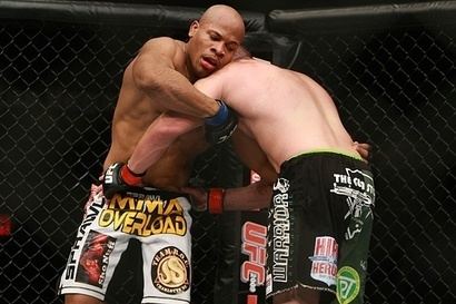 Rodney Wallace (fighter) Rodney Wallace released by the UFC MMAmaniacom