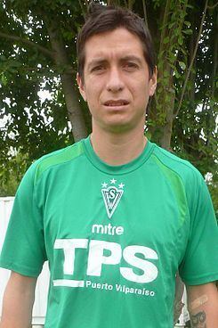 Rodrigo Toloza httpsuploadwikimediaorgwikipediacommonsthu