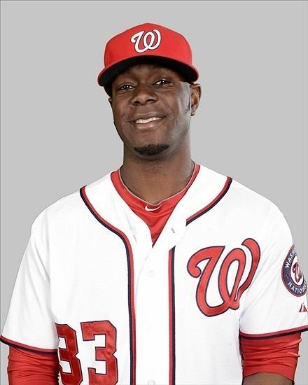 File:Washington Nationals outfielder Roger Bernadina (2).jpg - Wikimedia  Commons