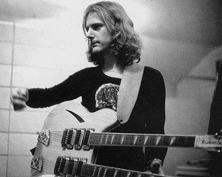 Roger McGuinn Archives Roger McGuinn on the Byrds The Uncool The