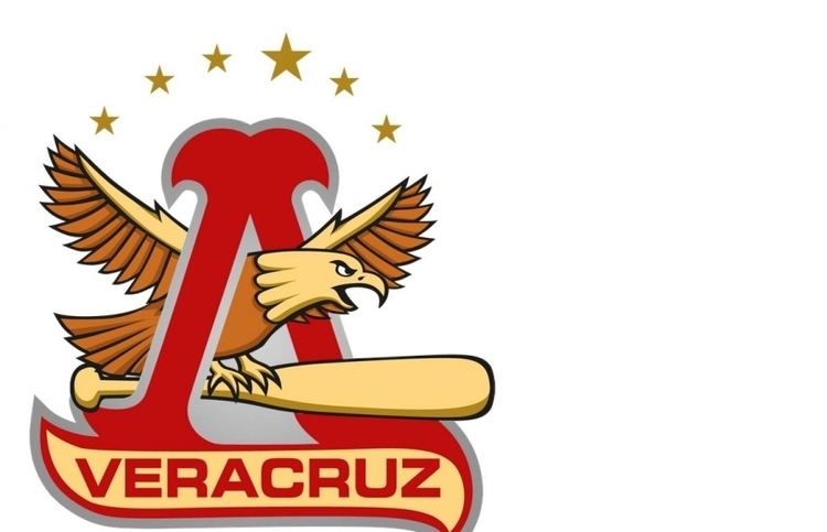 Rojos del Águila de Veracruz Al Bat 112 aos del guila de Veracruz EfACICO